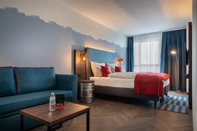 Deluxe Oda, Birden Çok Yatak, Sigara İçilmez
