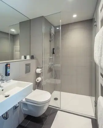 Deluxe Oda, Birden Çok Yatak, Sigara İçilmez