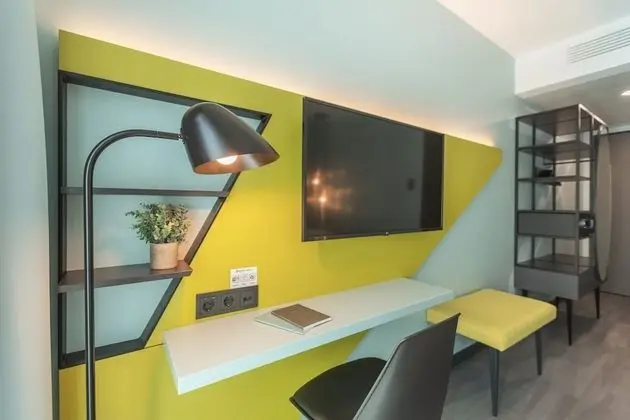 Standard Tek Büyük Yataklı Oda