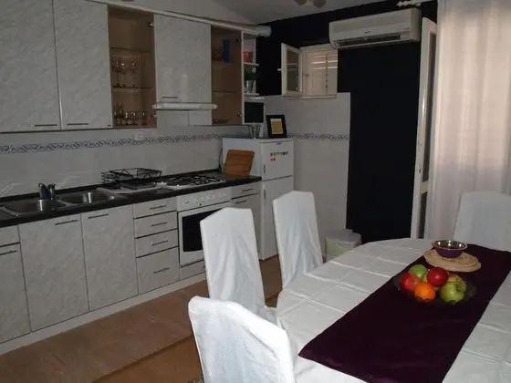 Apart Daire (Niva - with parking - A(8))