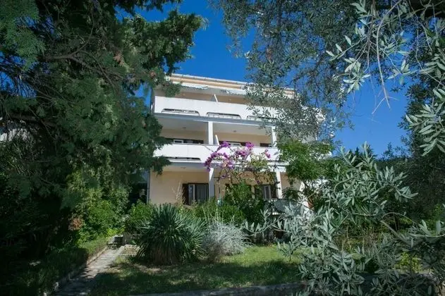Apart Daire (Nives - great location - A5(2))