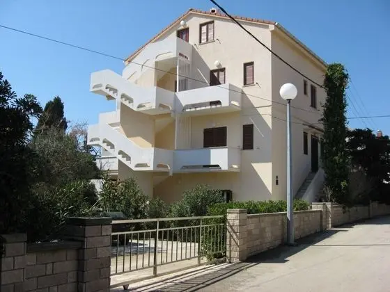Apart Daire (Nives - great location - A5(2))