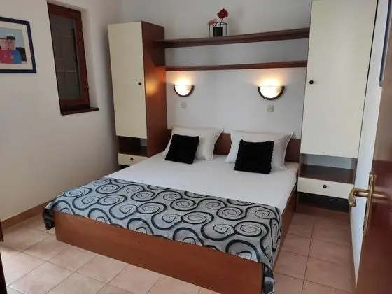 Apart Daire (Nives - great location - A5(2))