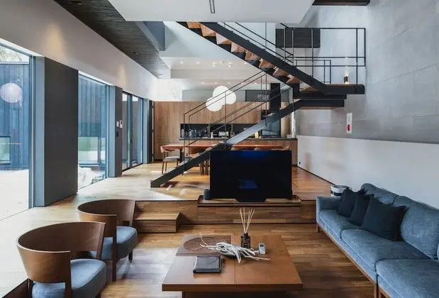 Luxury Villa, Sigara İçilmez