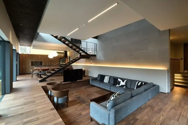 Luxury Villa, Sigara İçilmez