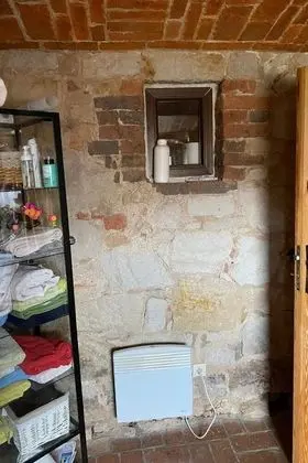 Ev