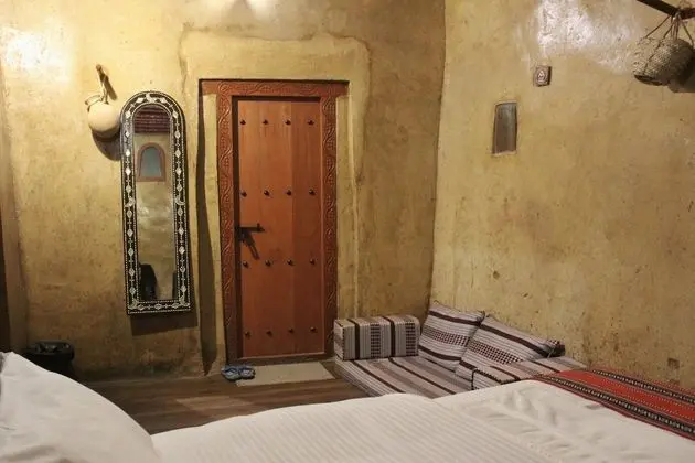 Traditional Tek Büyük veya İki Ayrı Yataklı Oda