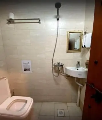 Traditional Tek Büyük veya İki Ayrı Yataklı Oda