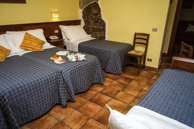 Dört Kişilik Oda (Plus)