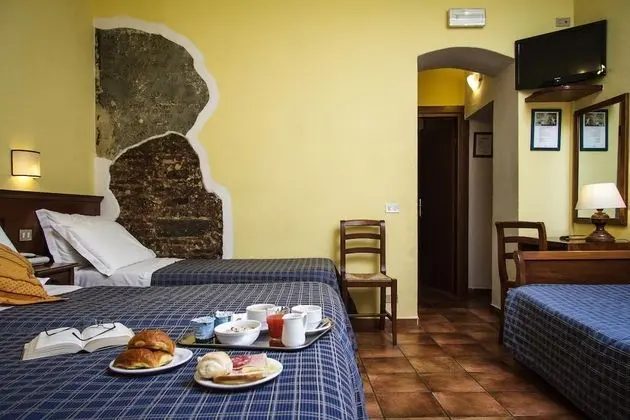 Dört Kişilik Oda (Plus)