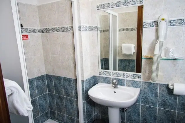 Dört Kişilik Oda (Plus)