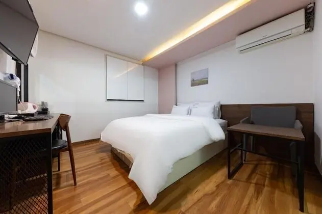 Standard Oda, Sigara İçilmez