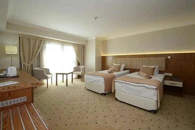 İki Ayrı Yataklı Oda, Şehir Manzaralı