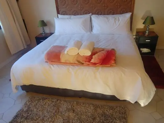 Queen Room 3 with Shared Bathroom