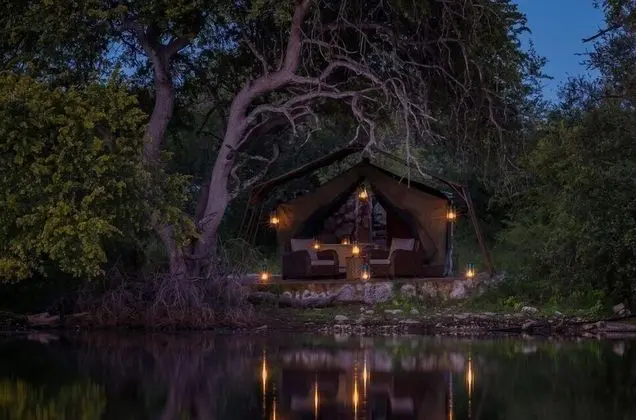 Luxury Çadır, Veranda, Göl Manzaralı (Meru)