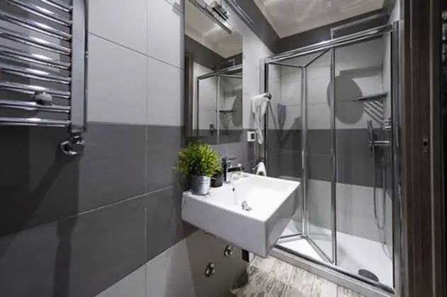 Comfort Tek Büyük Yataklı Oda