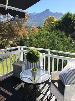 İki Ayrı Yataklı Oda, Balkon
