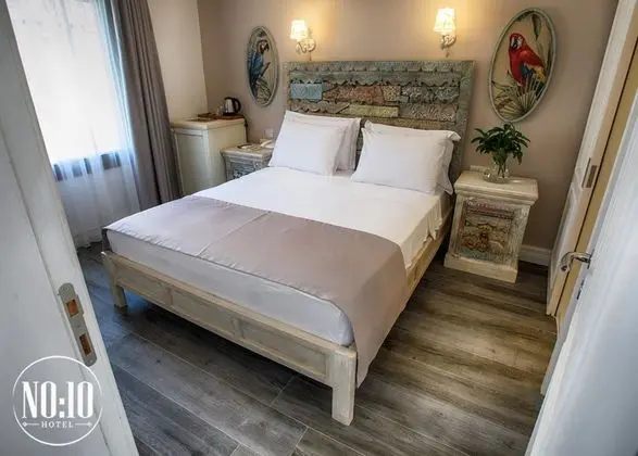 Standart Oda, Bahçe Manzaralı