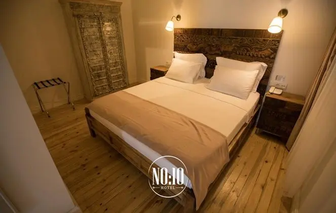 Suite, Bahçe Manzaralı