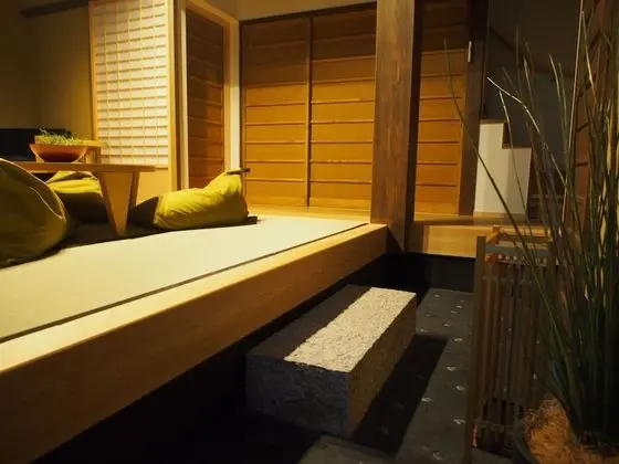 Luxury Sıra Ev, 2 Yatak Odası, Küçük Mutfak (TSUKI)