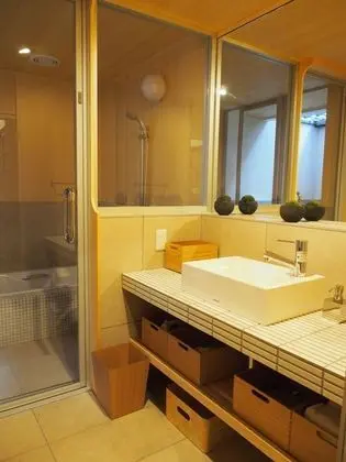 Luxury Sıra Ev, 2 Yatak Odası, Küçük Mutfak (TSUKI)