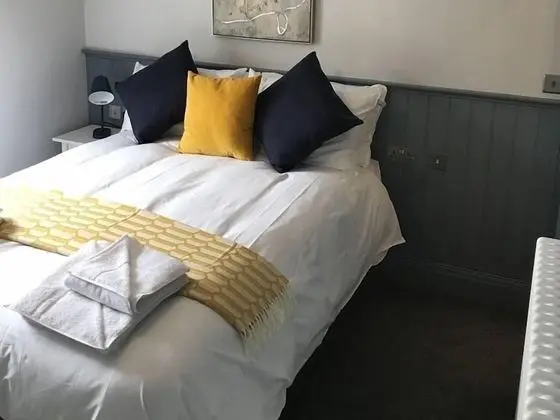 Premium Tek Büyük Yataklı Oda, Banyolu/Duşlu
