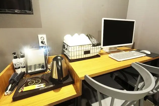 Basic Tek Büyük Yataklı Oda, 1 Büyük (Queen) Boy Yatak