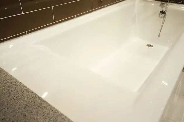 Basic Tek Büyük Yataklı Oda, 1 Büyük (Queen) Boy Yatak