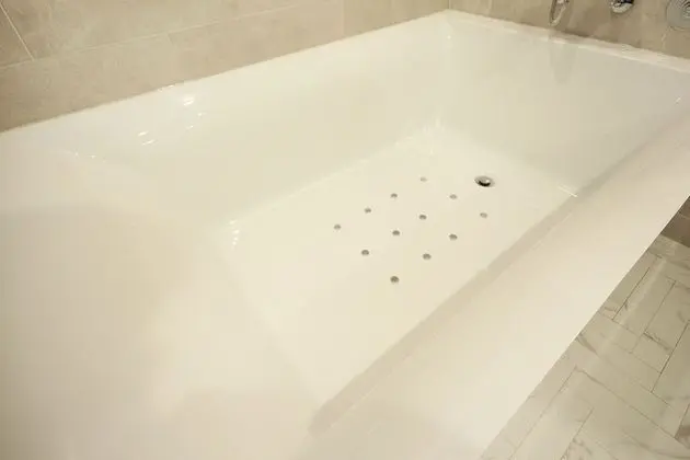 Premium Oda, 1 Büyük (Queen) Boy Yatak