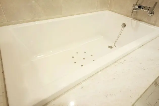 Premium Oda, 1 Büyük (Queen) Boy Yatak