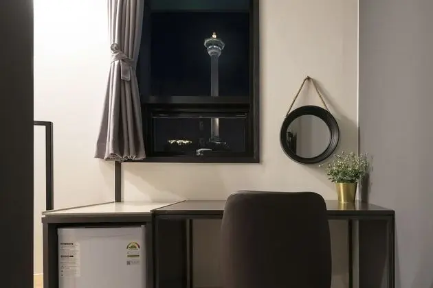 Deluxe Tek Büyük Yataklı Oda (Tower View)