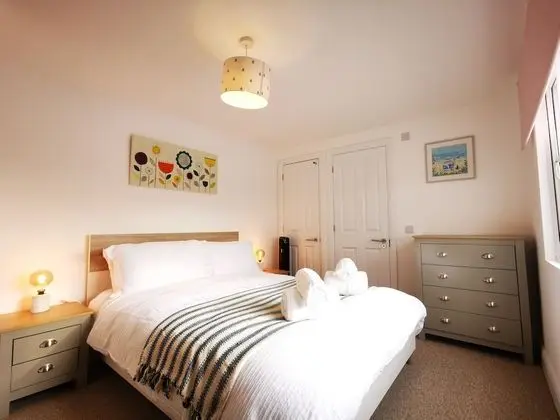Ev, Özel Banyo, Kısmi Deniz Manzaralı (beach side private estate)