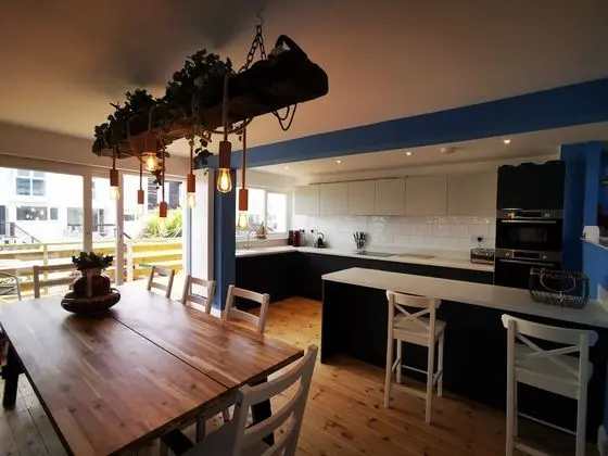 Ev, Özel Banyo, Kısmi Deniz Manzaralı (beach side private estate)