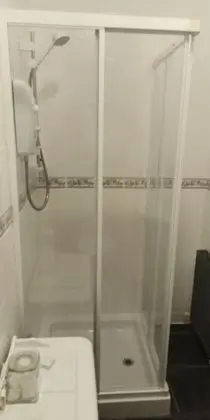 Tek Büyük Yataklı Oda (Pet 2)