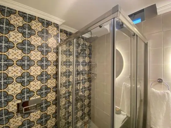 Çatı Katı Standart Oda, Gökyüzü Manzaralı, Alçak Tavan