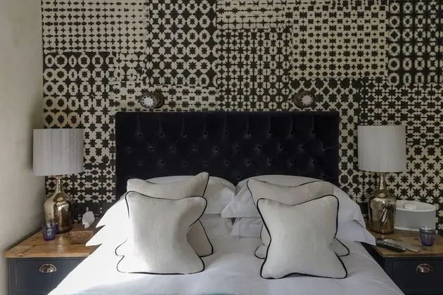 Classic Tek Büyük Yataklı Oda