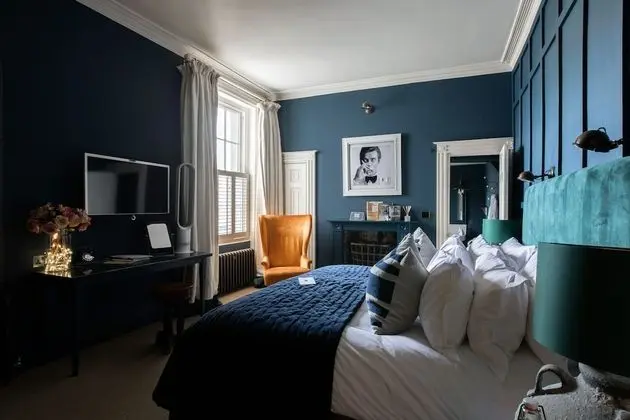 Deluxe Tek Büyük Yataklı Oda