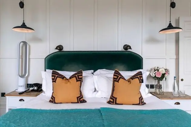 Superior Tek Büyük Yataklı Oda