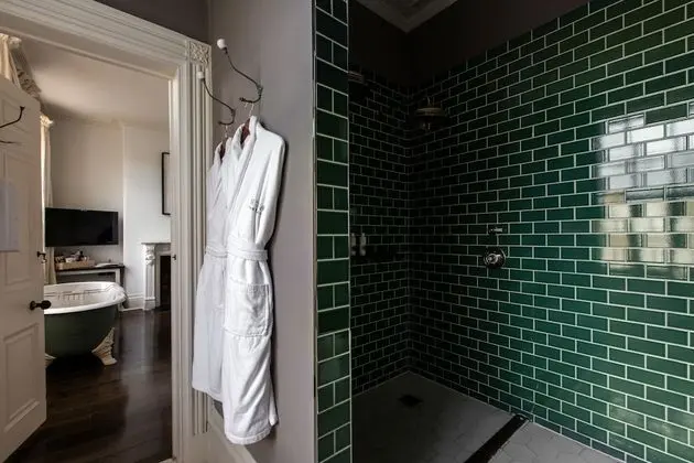 Superior Tek Büyük Yataklı Oda