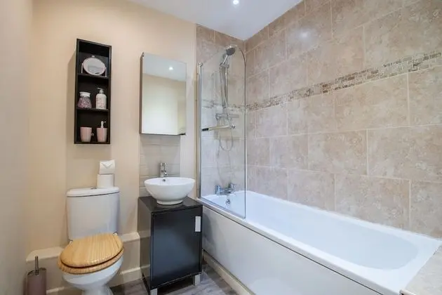 Apart Daire, Özel Banyo, Avlu Manzaralı (No4 NC)