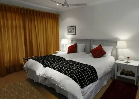 Luxury İki Ayrı Yataklı Oda