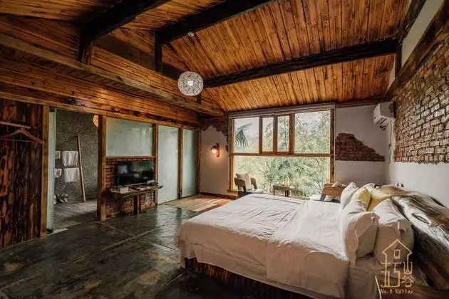 Luxury Tek Büyük Yataklı Oda