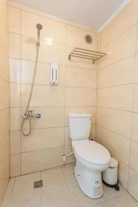 Ortak Ranzalı Oda, Karma Ranzalı Oda, Ortak Banyo (8 Beds)