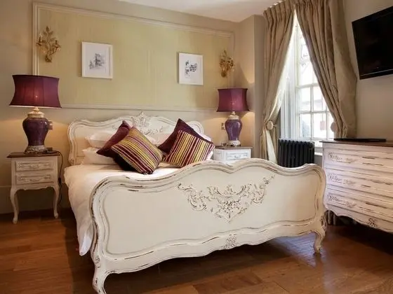 Deluxe Tek Büyük Yataklı Oda, Banyolu/Duşlu (Amelia)