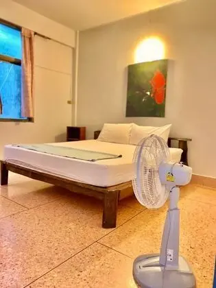 Basic Tek Büyük Yataklı Oda, 2 Yatak Odası, Ortak Banyo