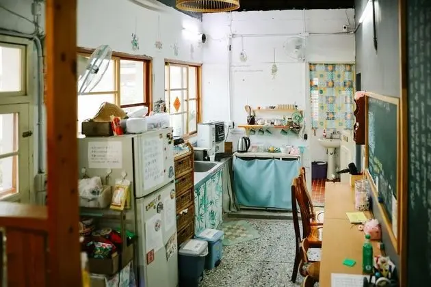 Ortak Ranzalı Oda, Karma Ranzalı Oda, Ortak Banyo