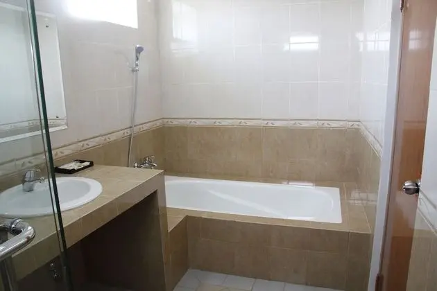 Deluxe Tek Büyük veya İki Ayrı Yataklı Oda