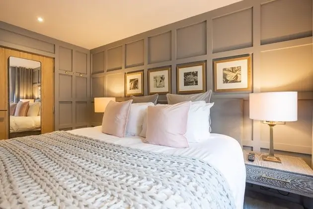 One Bedroom Apartment