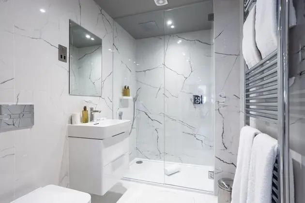 One Bedroom Apartment