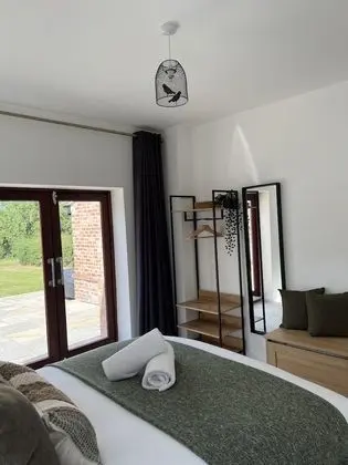 Kulübe, Banyolu/Duşlu